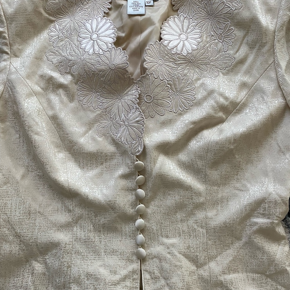Papell petites 10P 100% silk skirt blazer cream - Picture 4 of 8